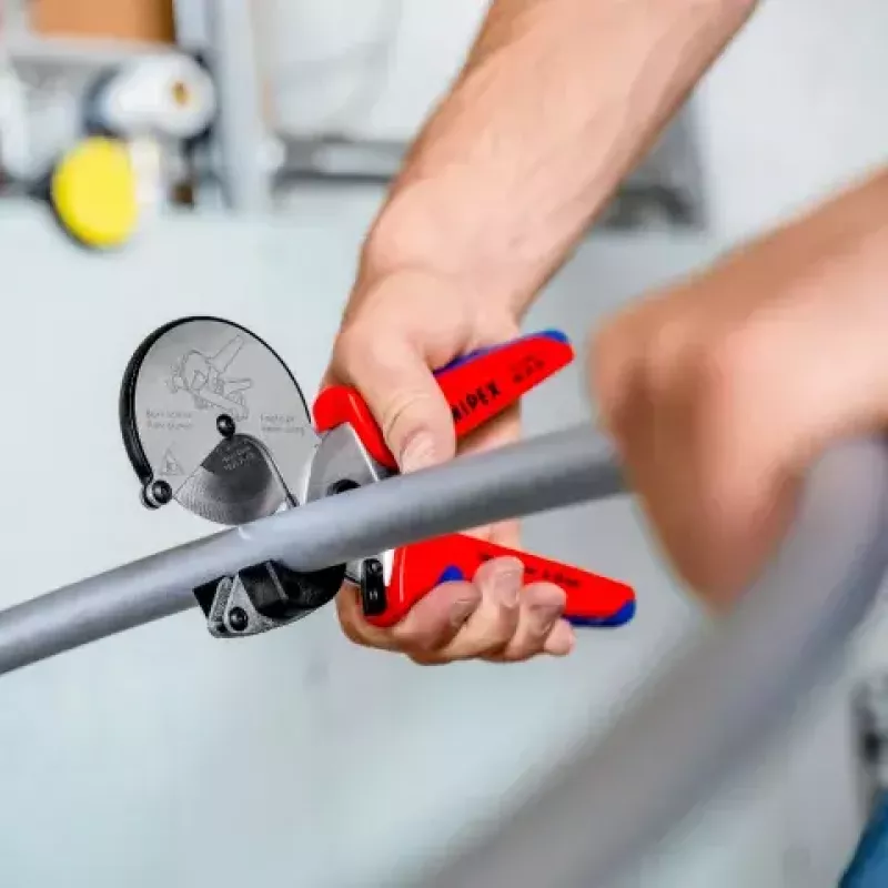 Knipex 90 25 25 rezač rúr na kompozitné a plastové rúry