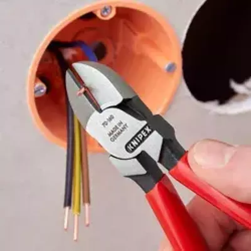 Bočné štípacie kliešte diagonálne Knipex 70 06 160 T
