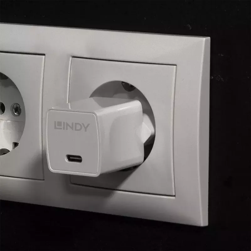Interiérová nabíjačka Lindy 73410 nabíjačka pre mobilné zariadenia smartphone biela