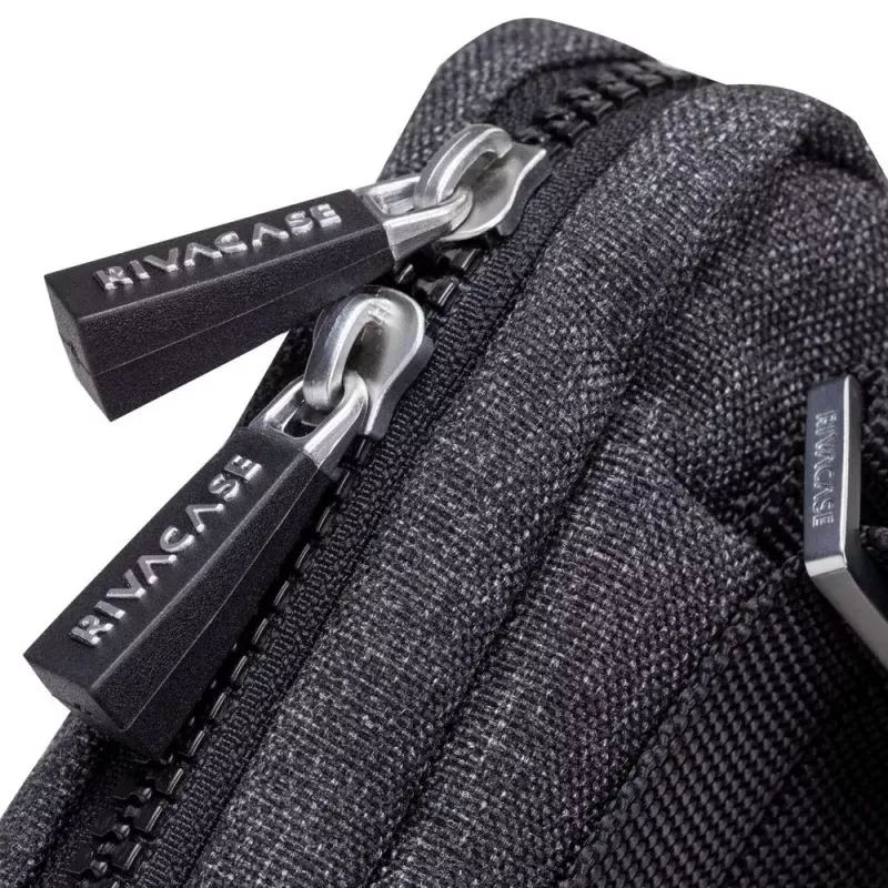Taška cez rameno Rivacase 8810 pre tablety do 20,3 cm (8 palcov) — polyuretán a polyester, 0,28 kg