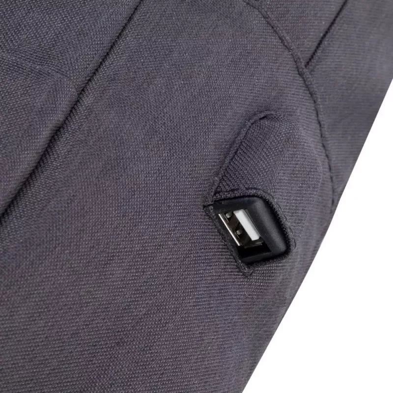 Batoh Rivacase 7562 39,6 cm (15,6 palca) čierny sivý