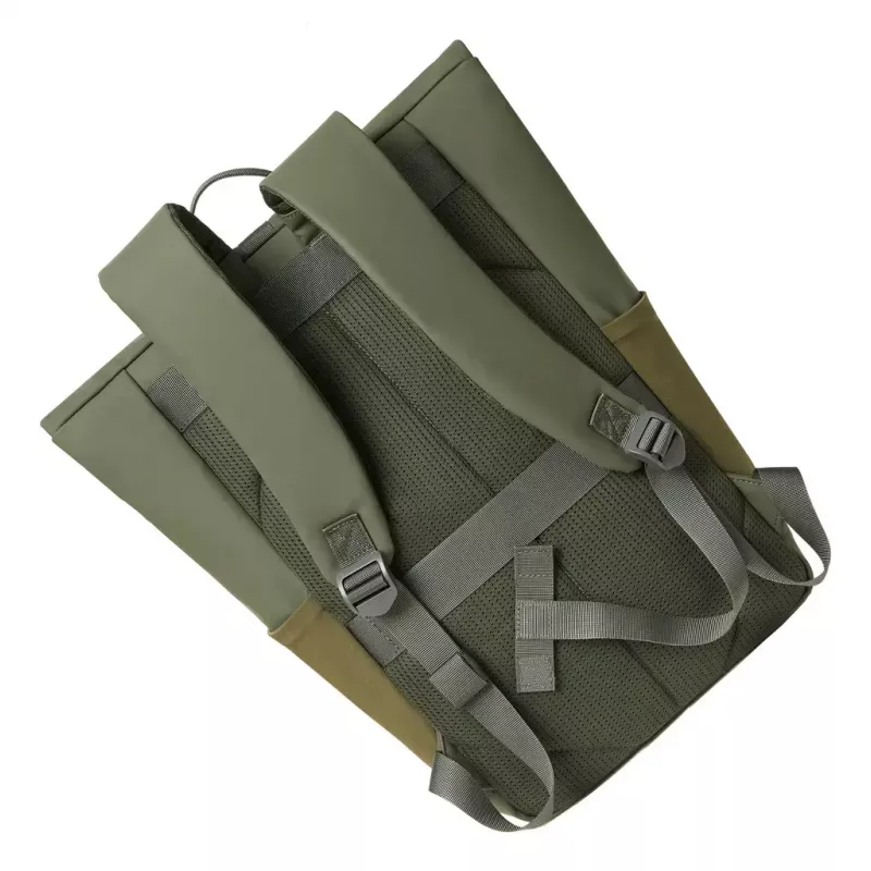 Cestovný batoh Rivacase Eden olivová PU koža polyester rPET 250x160x430mm
