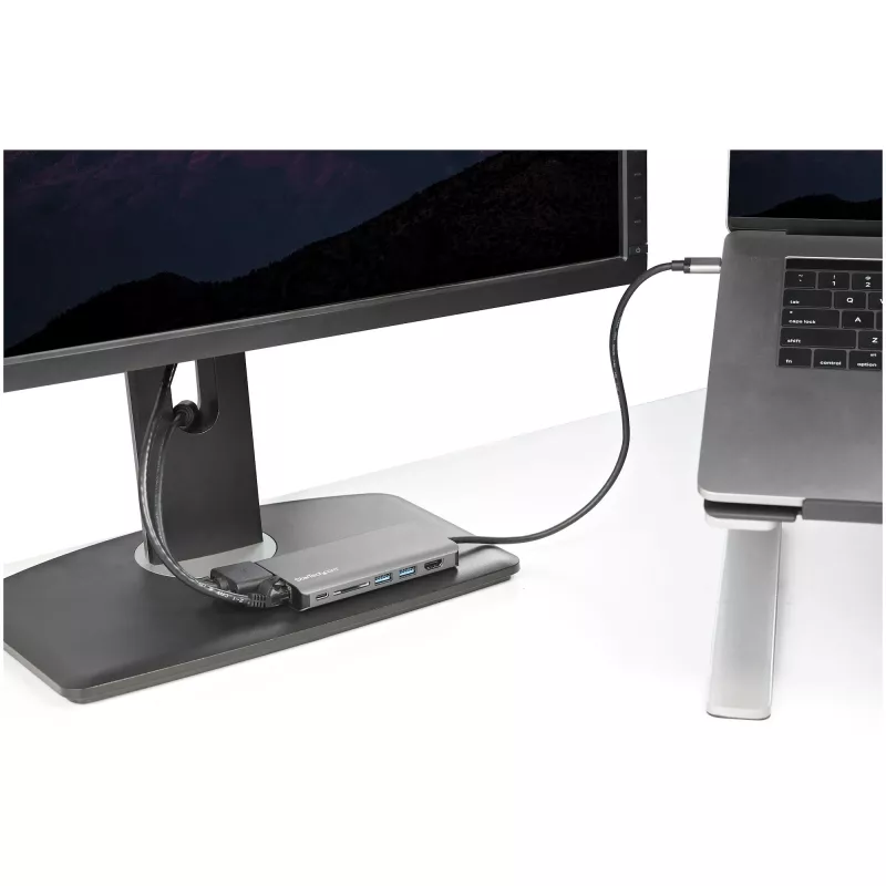 StarTech.com USB-C multiportový adaptér – USB-C mini cestovný dock s 4K HDMI alebo 1080p VGA – 3x USB 3.0 hub, SD, GbE, audio, 100W PD Pass-Through – prenosná dokovacia stanica pre notebook/tablet