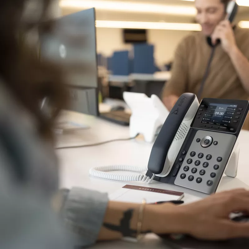 HP Poly Edge E300 IP telefón a podpora PoE, IPS, 320 x 240 pixelov, 4:3, HTTPS, ENERGY STAR, EAC, Federal Communications Commission (FCC), CE