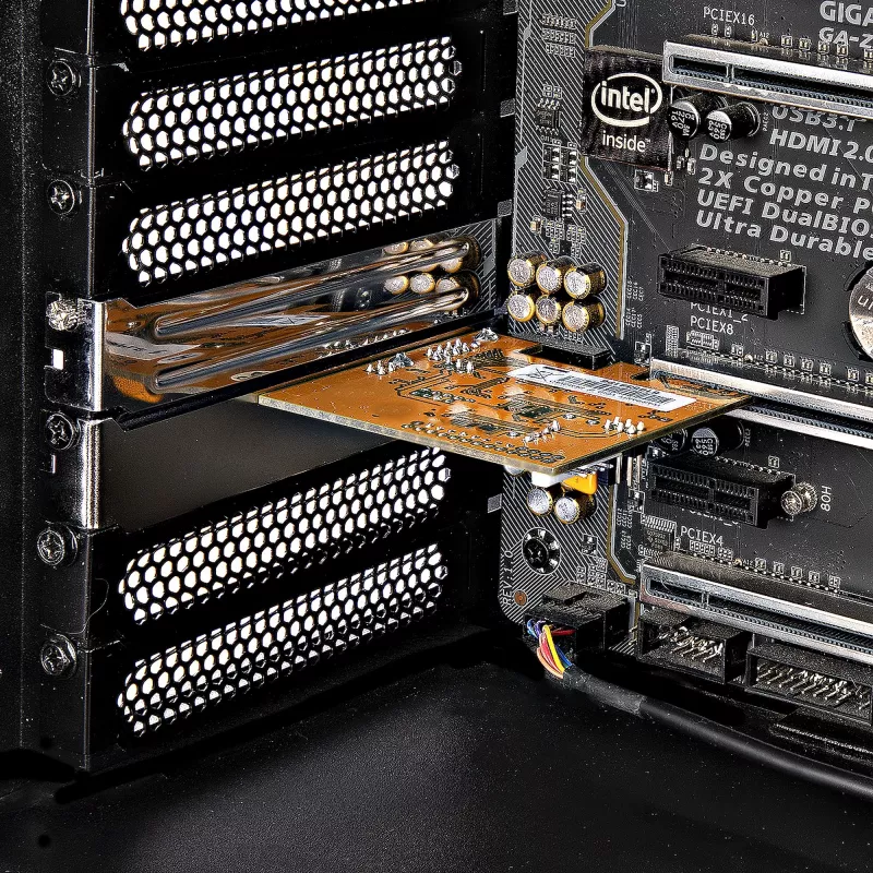 StarTech.com PCI Express sériová karta, PCIe na RS232 (DB9) sériová rozširujúca karta, PC sériová karta s 16C1050 UART, štandardné alebo low-profile držiaky, COM retention, Windows & Linux