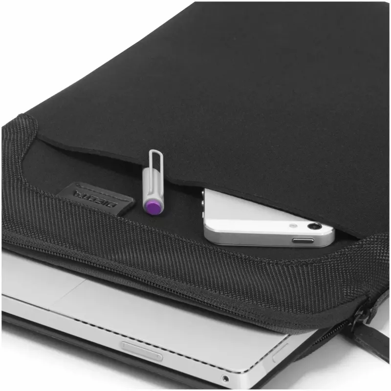 Puzdro DICOTA Ultra Skin PRO 33,8 cm (13,3 inch)