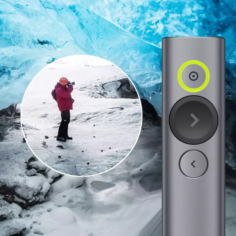 Logitech Spotlight Plus diaľkový ovládač na prezentácie, sivý