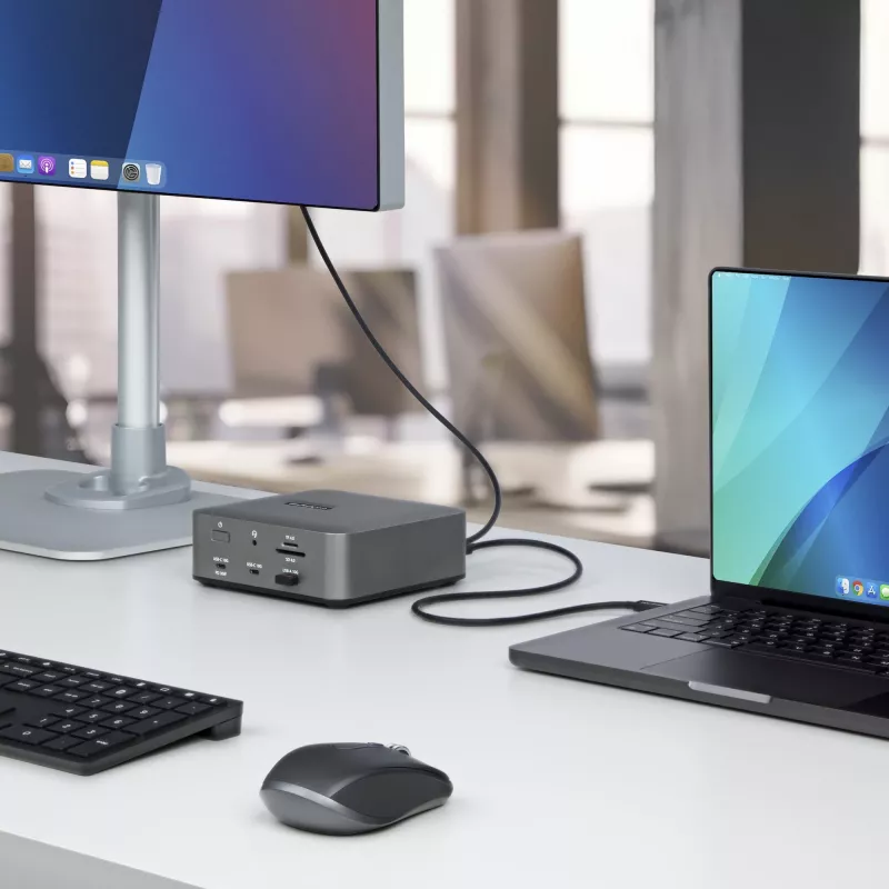 StarTech.com 2.6ft (80cm) Thunderbolt 5 kábel, 80 Gbit/s/ až do 120 Gbit/s, 240 W PD, 8K 60 Hz, certifikovaný Thunderbolt kábel – kompatibilný s Thunderbolt 4/USB4/USB-C