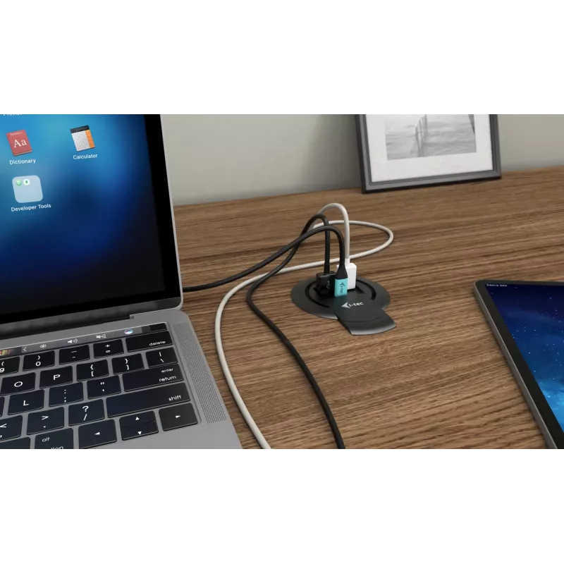 Nabíjačka i-tec vstavaná stolová rýchlonabíjačka USB-C PD 3.0 + 3x USB 3.0 QC3.0 96 W