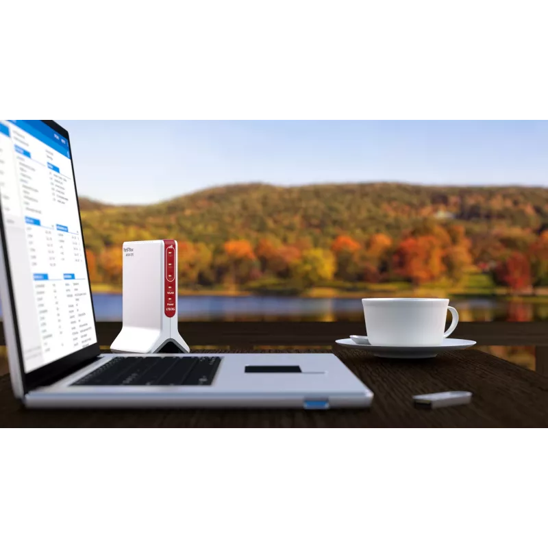 FRITZ!Box 6820 LTE bezdrôtový router Gigabit Ethernet Single-Band (2,4 GHz) 4G biely