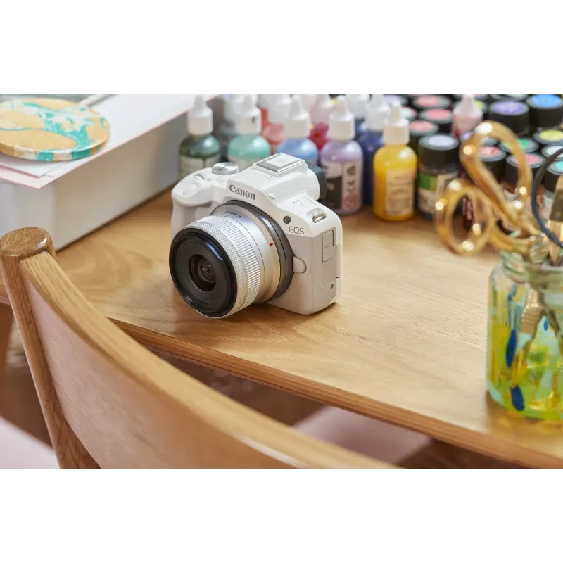 MILC fotoaparát Canon EOS R50 biela 24,2 MP 4K Ultra HD