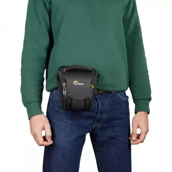 Puzdro na opasok Lowepro Adventura TLZ 20 III čierne ramenný popruh