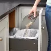 Ručný vysávač Black & Decker NVC215W