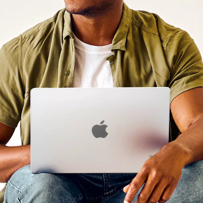 Puzdro ZAGG Hardshell pre MacBook Air 13 palcov (M2/M3), priehľadné
