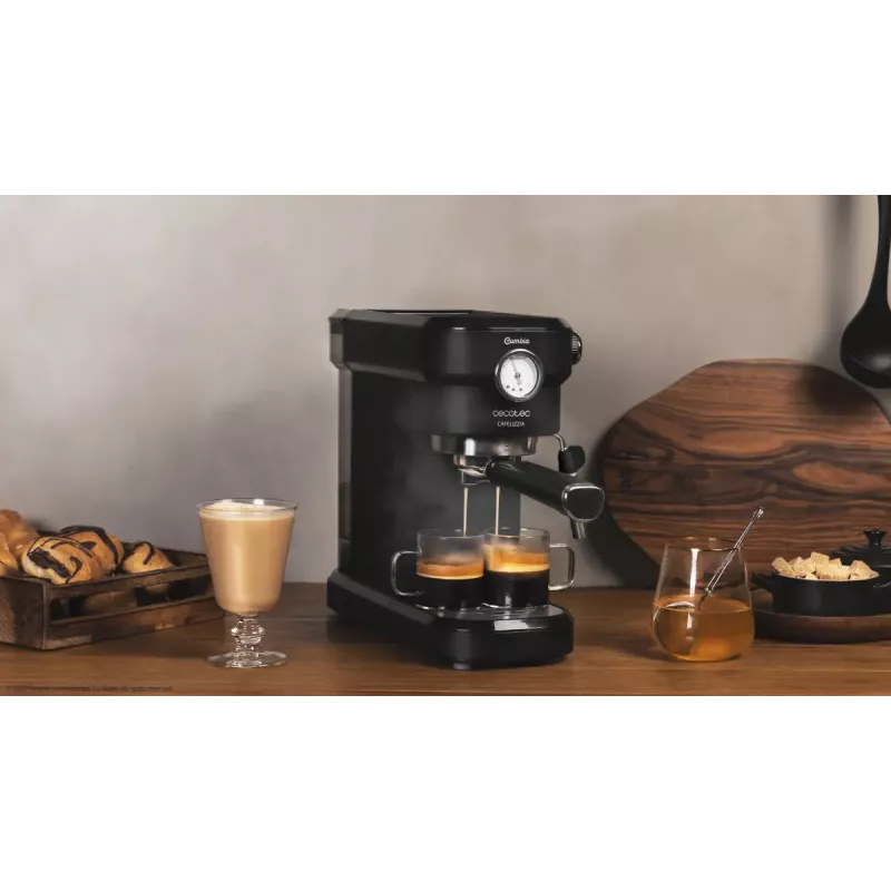 Cecotec Cafelizzia 790 Black Pro espresso kávovar, 1,2 l, 20 bar, čierny