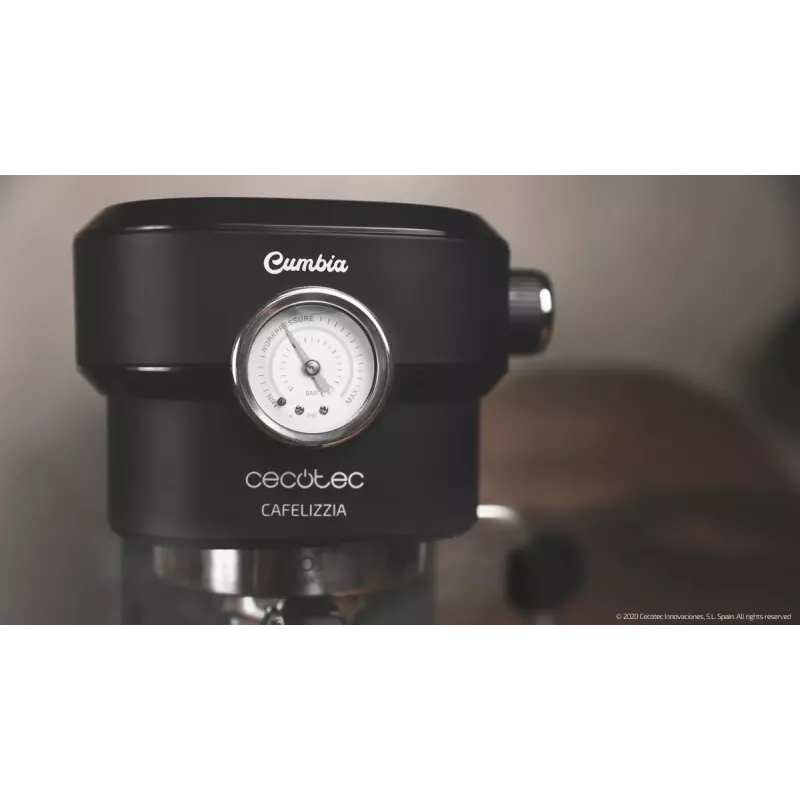 Cecotec Cafelizzia 790 Black Pro espresso kávovar, 1,2 l, 20 bar, čierny