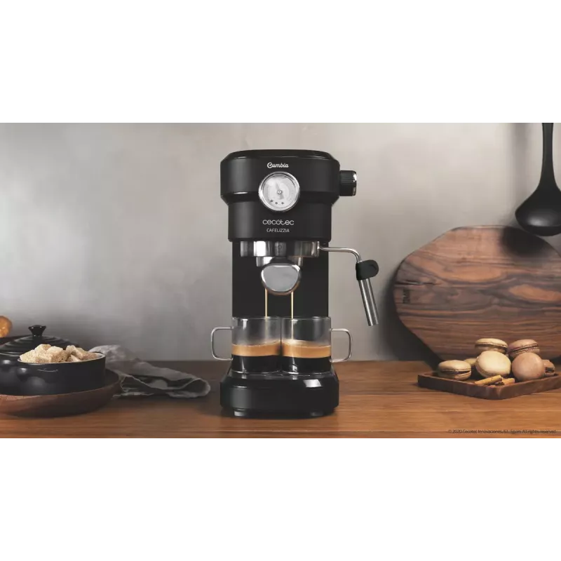 Cecotec Cafelizzia 790 Black Pro espresso kávovar, 1,2 l, 20 bar, čierny