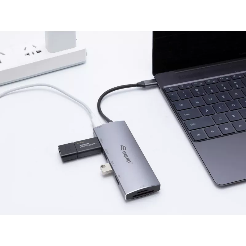 Equip 133482 multifunkčný adaptér USB-C 7 v 1, USB 3.2 Gen 1, HDMI 4K 30 Hz, 3x USB 3.0, SD/microSD, USB-C PD 100 W, hliník