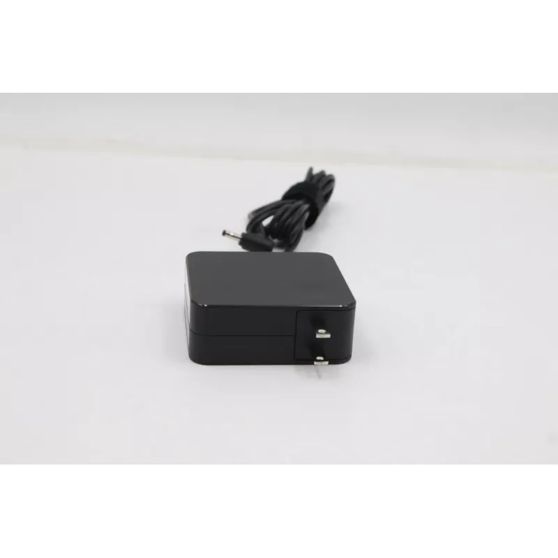 Lenovo 01FR146 napájací zdroj/invertor interiérový 65 W čierny