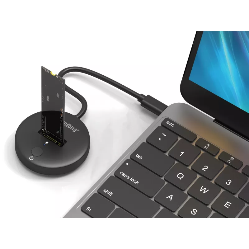 Sandberg USB 3.2 dock pre M.2+NVMe SSD 4 TB čierna