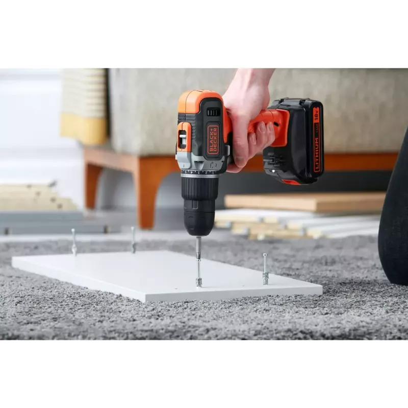 Vŕtačka Black & Decker BCD003C2K-QW 1 ks