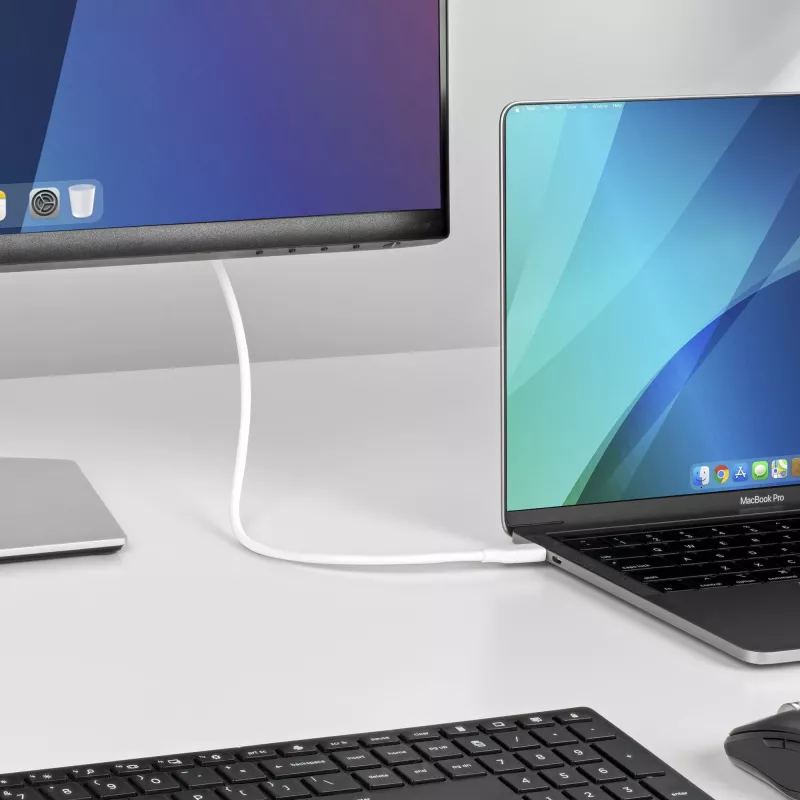 StarTech.com 6ft (2m) USB-C na DisplayPort 1.2 kábel, obojsmerný, 4K 60Hz, biela, video adaptérový kábel pre Apple MacBook Pro / Air M1 M2 M3 M4, Mac Mini / Studio, kompatibilný s Thunderbolt