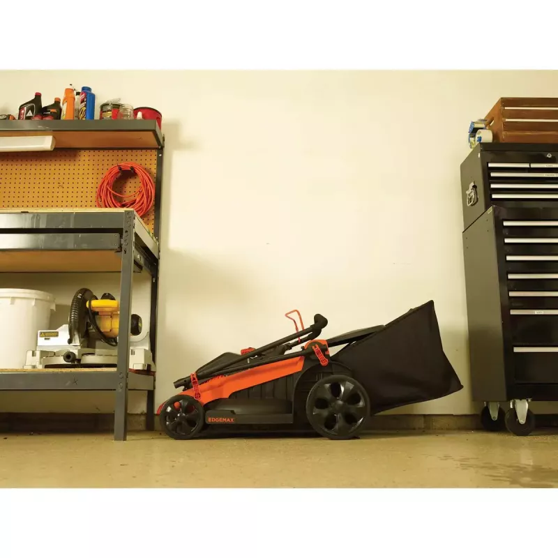 Ručná kosačka na trávu Black & Decker LM2000-QS