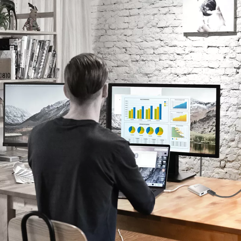 j5create JUA365 USB™ 3.0 na duálny HDMI multi-monitor adaptér, strieborná