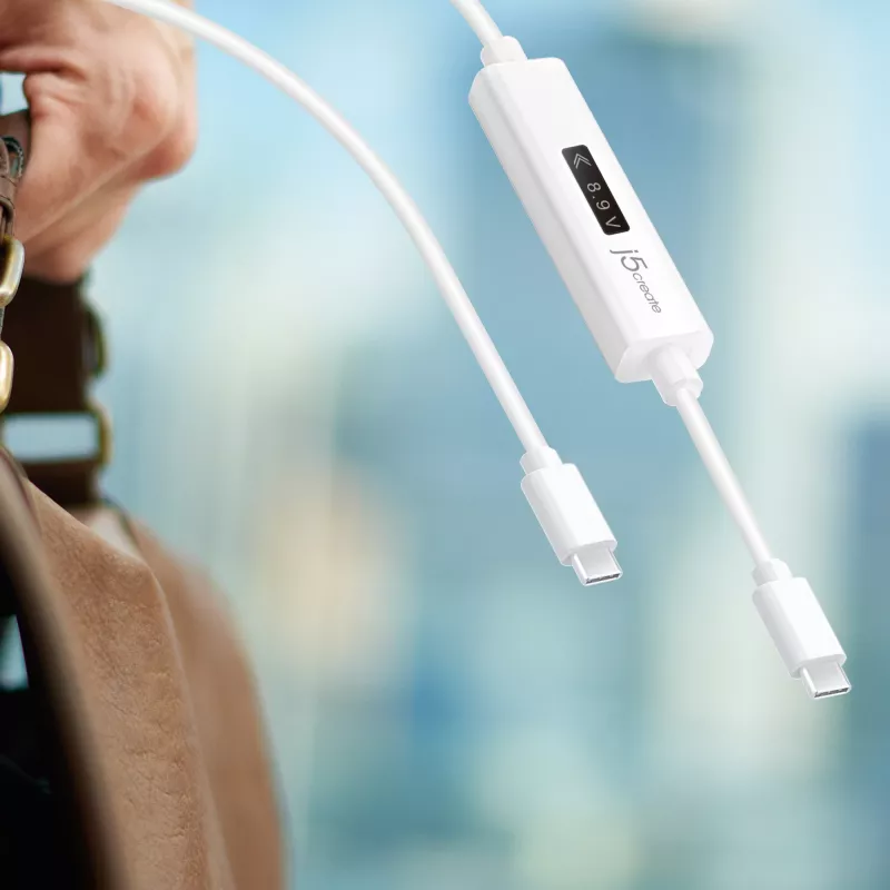 j5create JUCP14 USB-C™ 2.0 na USB-C™ kábel s dynamickým OLED meračom výkonu, biela, 1,2 m