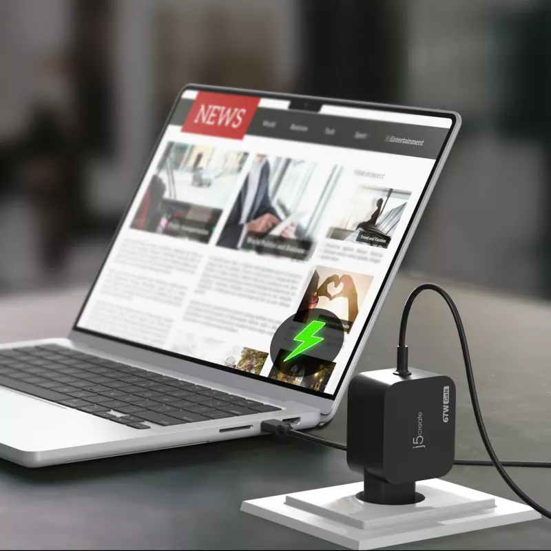 j5create JUP1565DCE3A-EN 67W GaN PD USB-C® mini nabíjačka s 3 typmi DC konektorov - EU