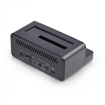 StarTech.com M.2 NVMe na 2,5/3,5