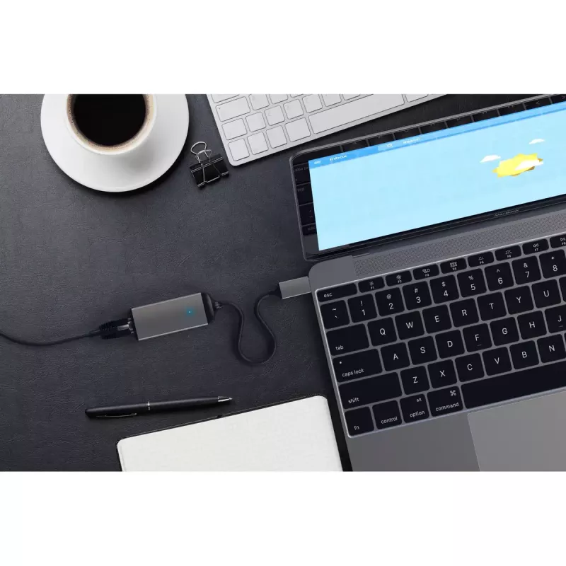 Satechi ST-TCENM adaptér USB-C na Gigabit Ethernet, hliník, vesmírne sivý