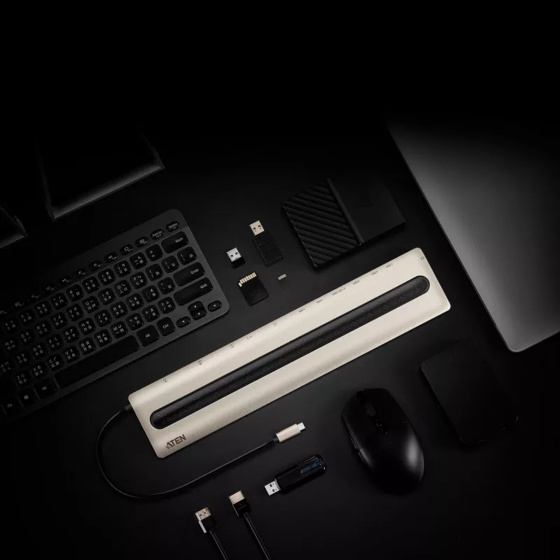 ATEN USB-C multiport dock s power pass-through