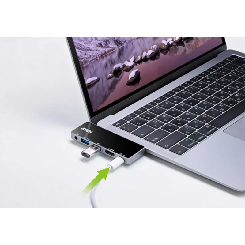 ATEN USB-C cestovný dock s prechodom napájania, univerzálny, USB Type-C, čierna, strieborná