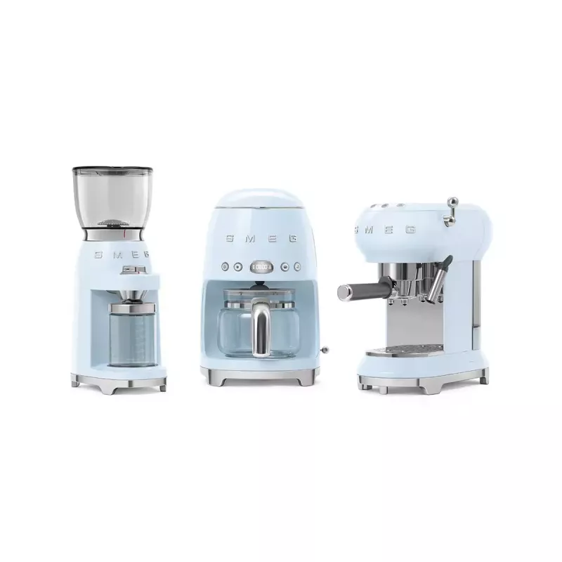 Filtračný kávovar Smeg 1,4 L DCF02PBEU