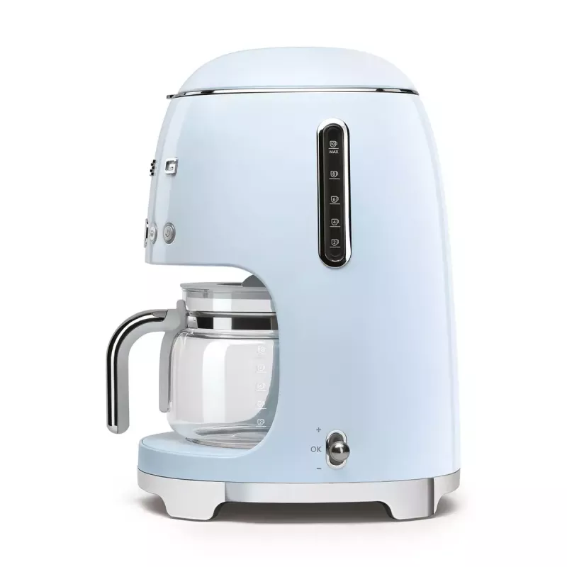 Filtračný kávovar Smeg 1,4 L DCF02PBEU