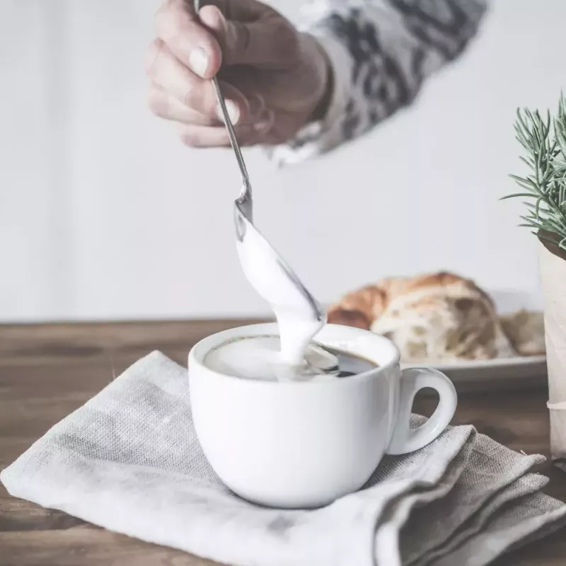 Automatický šľahač mlieka Gastroback Latte Magic čierna
