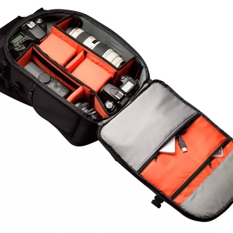 Case Logic DCB-309 batohová taška čierna