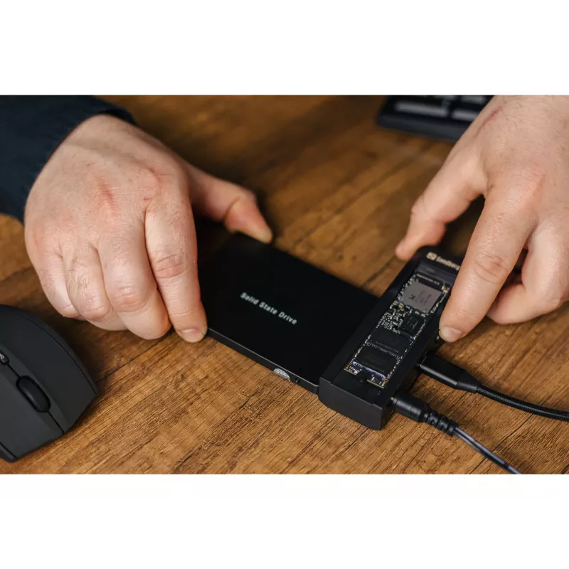 Sandberg USB 3.2 klonovač a dock pre M2 + NVMe + SATA