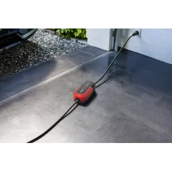 Blaupunkt P1PM2T2 čierna podlahová nabíjacia stanica z plastu 3700W 8m kábel
