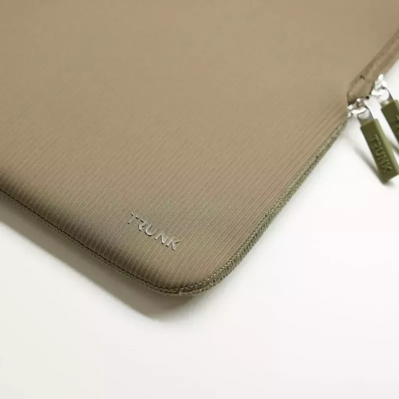 Trunk Ribbet Velvet puzdro pre MacBook Pro/Air 13