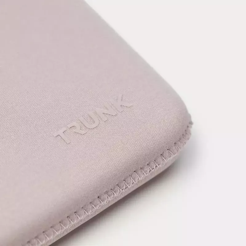 Puzdro na notebook Trunk TR-PC14-WRO 35.6 cm monochromatická