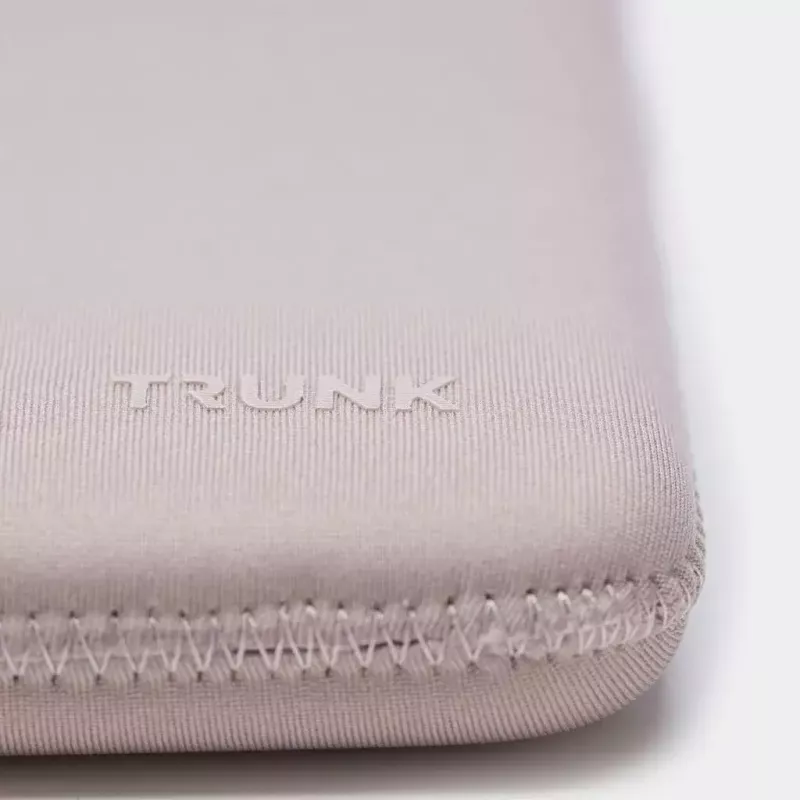 Puzdro na notebook Trunk TR-PC14-WRO 35.6 cm monochromatická