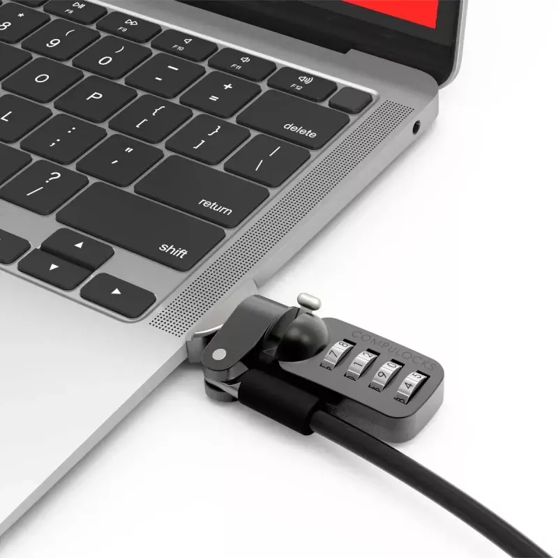 Compulocks Ledge pre MacBook Air 13 palcov M2 a M3 s číselným zámkom strieborná