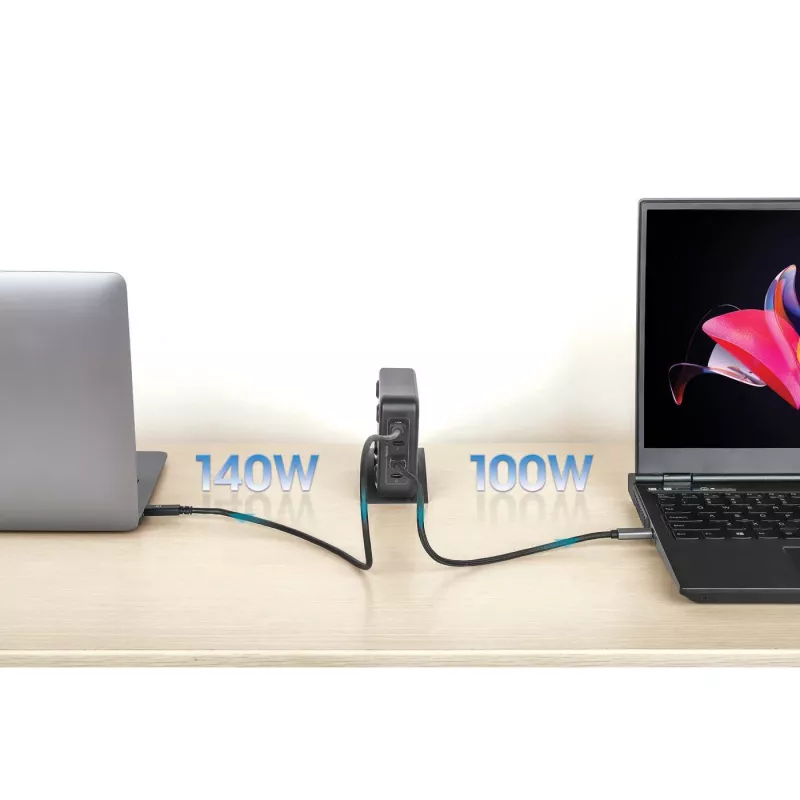 Manhattan 102667 4-portová nabíjacia stanica GaN USB Power Delivery, 240 W