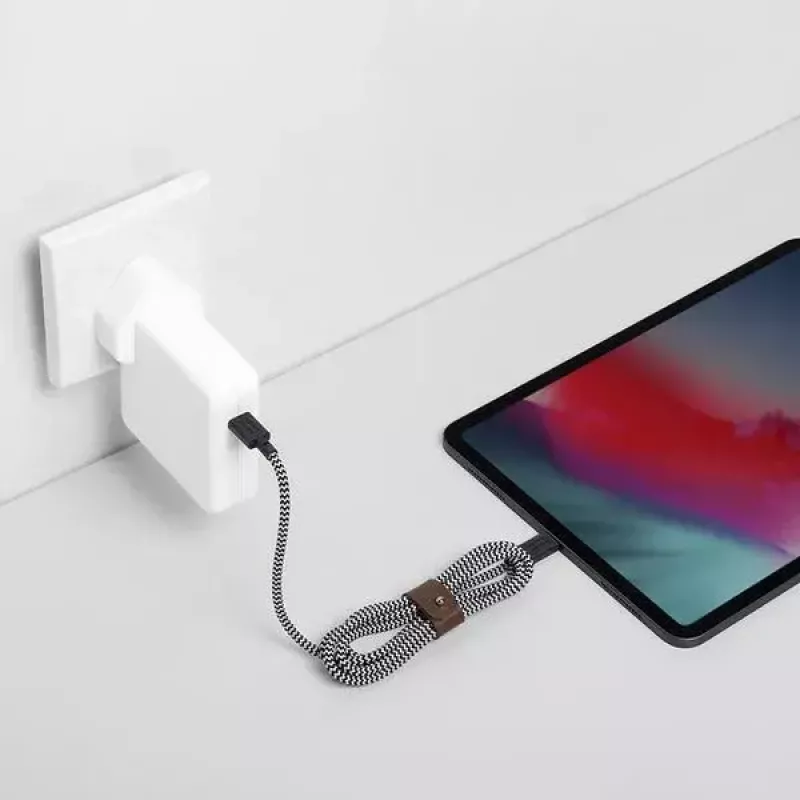Kábel USB-C Native Union BELT-C-ZEB-2-NP 1,2 m USB-C na USB-C čierny/biely