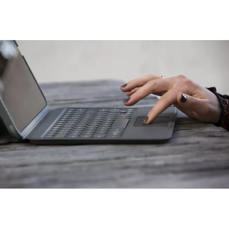 ZAGG Klávesnica Pro Keys with Trackpad-Apple-iPad 10.2-čierna/sivá-nemčina
