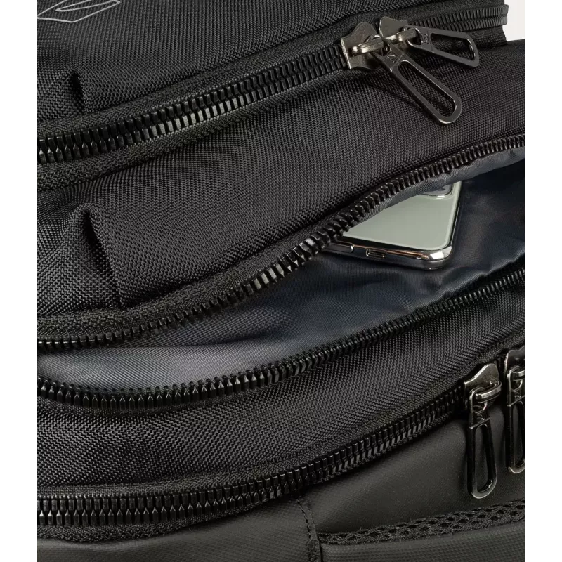 Voľnočasový batoh Tucano Marte Gravity čierny textil