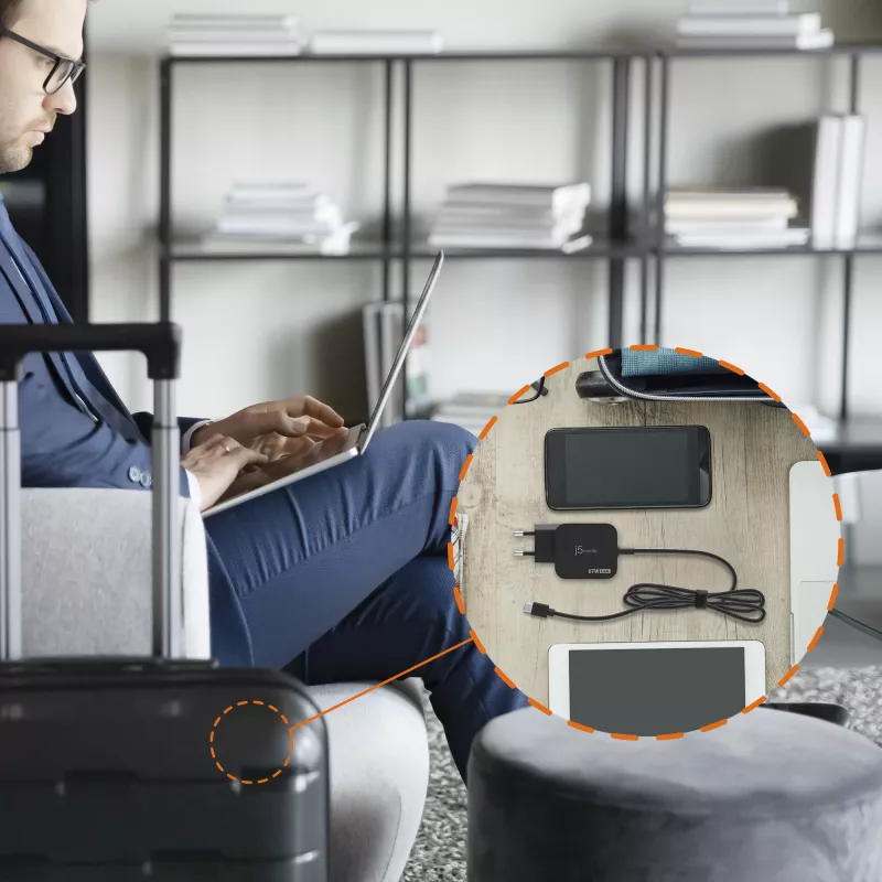 j5create JUP1565DC 67W GaN PD USB-C® mini nabíjačka so 6 typmi DC konektorov – EU, čierna