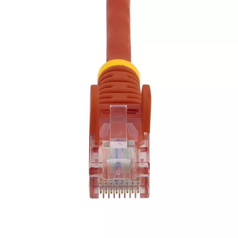 StarTech.com Cat5e ethernetový patch kábel s RJ45 konektormi bez západky – 5 m, červený